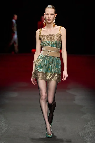 Look 34